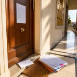 Un locataire déclaré « occupant sans titre » après avoir omis de fournir son attestation d'assurance