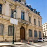 Le projet d’annexe du tribunal judiciaire à Nîmes dans les anciens locaux de la Banque de France reste au point mort