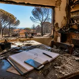 Incendies dans le Sud : comment fonctionnent les indemnisations et ce que disent les assureurs