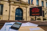 Banque de France met en garde : vigilance accrue contre les arnaques financières cet été