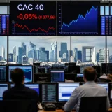Les Bourses européennes hésitent, le CAC 40 termine quasi stable face aux risques au Moyen-Orient