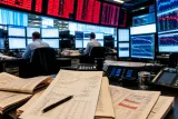 Wall Street replonge : les valeurs des semi‑conducteurs entraînent le Nasdaq dans le rouge