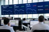 Les Bourses européennes tiennent la ligne, Paris termine en repli modéré