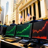 Wall Street termine en hausse mais la semaine reste marquée par la volatilité obligataire