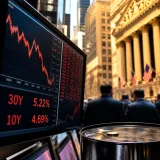 Wall Street plonge après le statu quo de la Fed, les taux longs grimpent fortement