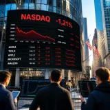 Bourse de New York: le recul des semi‑conducteurs pèse, Nvidia perd sa place de leader