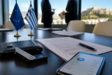 Binance affirme que 70 % des retraits européens ont basculé vers des wallets auto‑hébergés après MiCA
