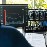 Adam Back dénonce le BIP-110 et relativise les arguments invoquant Satoshi