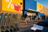 Trump revendique le mérite des baisses de prix chez Walmart, l'enseigne n'en fait pas mention