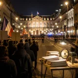 Réformes publiques : la rue en passe de devenir l'arbitre politique du Finance Bill