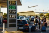 Les États‑Unis battent des records de voyages d'été malgré une inflation persistante