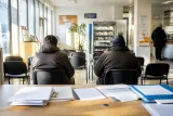 Le taux de pauvreté reste à un niveau historique en 2024 : 9,8 millions de personnes concernées
