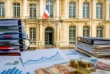 Les taux d’intérêt de la dette française grimpent, la charge de la dette pèse davantage sur le budget