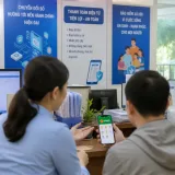 Au Vietnam, les pensions et allocations chômage seront portées sur VNeID dès 2027