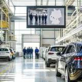 Volkswagen confirme 50 000 postes menacés, la moitié touchera l'Allemagne