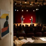 Des jeunes de foyer à Caen montent sur scène : quand le théâtre devient levier d’insertion