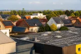 TotalEnergies se retire des toitures solaires en Europe après la cession de 170 MW