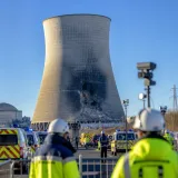 Un drone frappe une tour de refroidissement à la centrale nucléaire de Koursk : l’AIEA appelle à la retenue