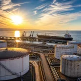 Les réserves pétrolières américaines tombent à leur plus bas depuis 1983, un coup dur pour la marge de sécurité mondiale