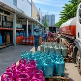 Les prix du gaz en vente au détail au Vietnam se stabilisent après l'ajustement d'août