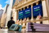 Wall Street haussée par l'IA; semi‑conducteurs et banques au centre des attentions