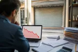 Les PME françaises sous pression : CCI France alerte sur une récession et des défaillances en hausse