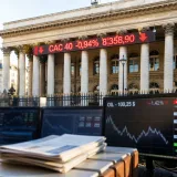 Bourses européennes en repli : le CAC 40 perd 0,94% tandis que le pétrole s'approche des 100 $