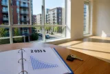 Les loyers canadiens reculent: moyenne à 2 033 $ en juin, 21e mois de baisse annuelle