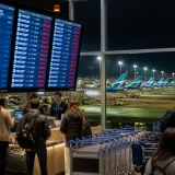Grève des agents de bord de WestJet : début du conflit et premières répercussions sur les vols