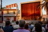 La transposition scénique de La Florida peine à retrouver le charme du film