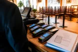 Le fisc peut désormais saisir les terminaux de paiement des cafés, hôtels et restaurants — 7 500 € d’amende par appareil manquant