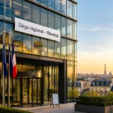 Revolut obtient la licence bancaire française et installe son siège régional à Paris d’ici 2027