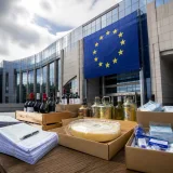L'Union européenne demande aux États-Unis l'exonération de droits pour vins, fromages et autres exportations