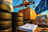 L'UE instaure des droits de douane définitifs sur les pneus chinois, taux allant de 4,3% à 45,3%