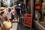 Soldes d’été : des rues bondées à Saint‑Malo et la période prolongée jusqu’au 28 juillet 2026