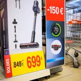 Le Dyson V16 Piston Animal remisé à 699 € : 150 € d'économie pour les foyers