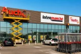 167 magasins Auchan vont passer sous Intermarché et Netto, l'Autorité de la concurrence donne son feu vert