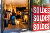 Fermeture annoncée de Concept 22 à Coutances : soldes de départ et questions pour le commerce de proximité