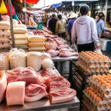 Baisse des prix alimentaires au Vietnam : le porc, le riz et les œufs tirent les cours vers le bas