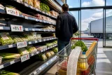 L’inflation alimentaire grimpe : +4,3 % en mai pour les achats en magasin, avertit Loblaw