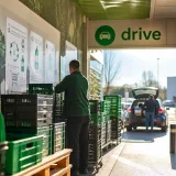 Réemploi : 16 magasins U d'Île-de-France ouvrent le drive et l'e‑commerce à la consigne