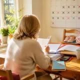 Les femmes qui n'ont jamais travaillé peuvent percevoir une retraite grâce à des droits familiaux