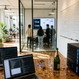 Emergent lève 130 M$ et atteint 1,5 Md$ en moins d'un an, pari sur le 'vibe‑coding'