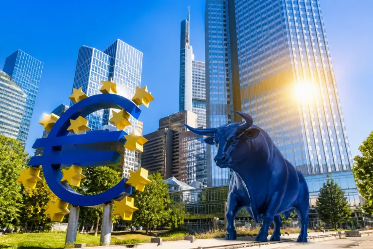 Les actions européennes finissent en hausse et signent leur meilleure semaine depuis mai