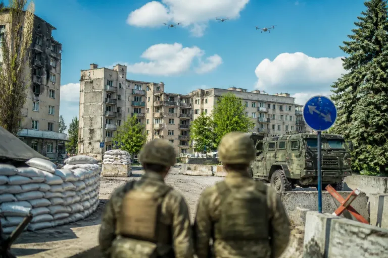 Kostyantynivka : Kiev dément la prise de la ville stratégique, la tension reste élevée
