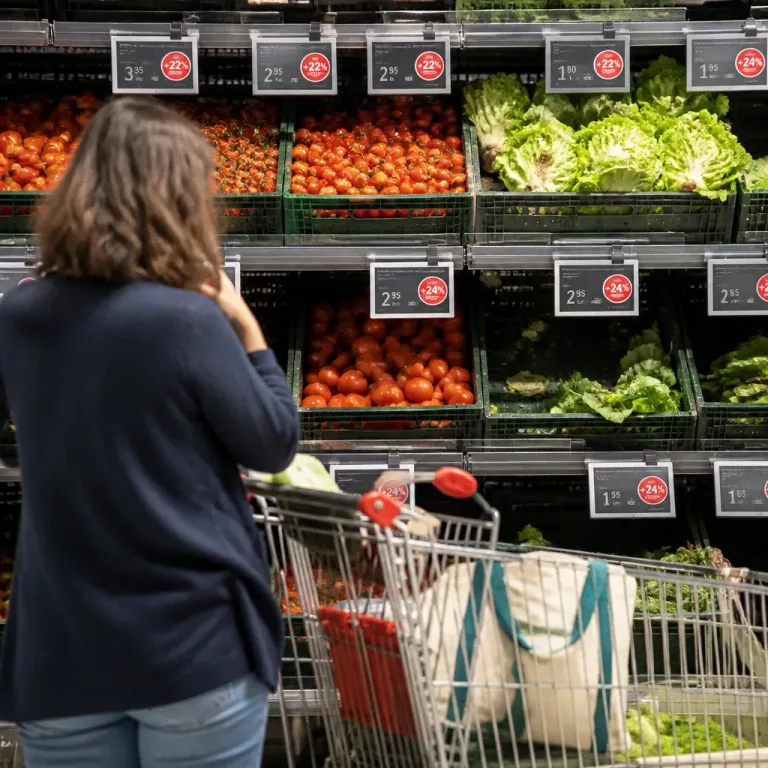 Hausse des prix alimentaires en 2027 : un économiste alerte sur des hausses à deux chiffres pour certains produits