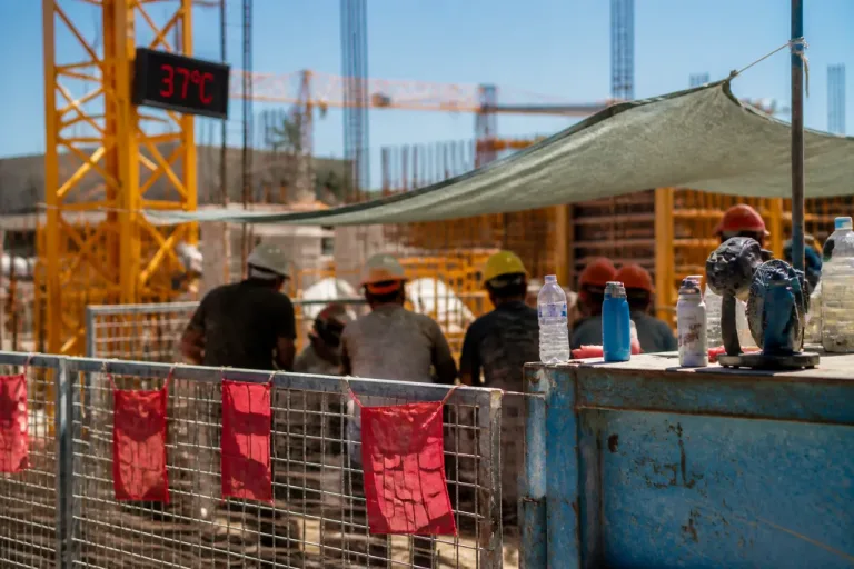 La CGT réclame un décret urgence pour fixer des seuils de température et aménager le travail