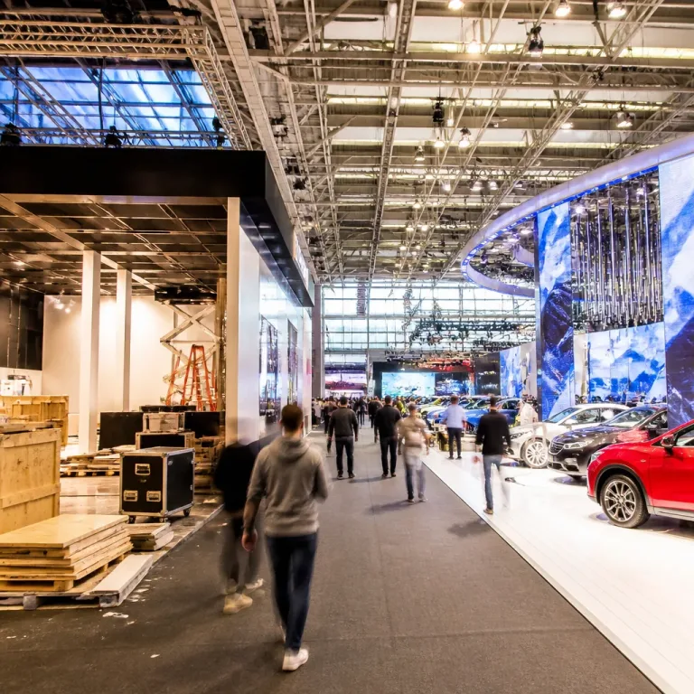 BMW annule sa présence au Mondial de l'Auto 2026 après des résultats en baisse, Chery occupe le terrain