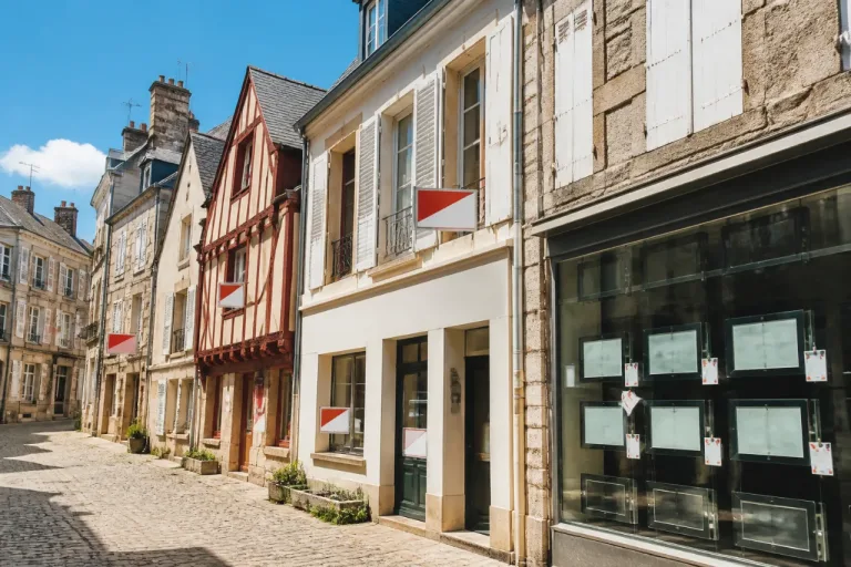 Les prix commencent à reculer à Vannes : premières fissures sur le front haussier breton