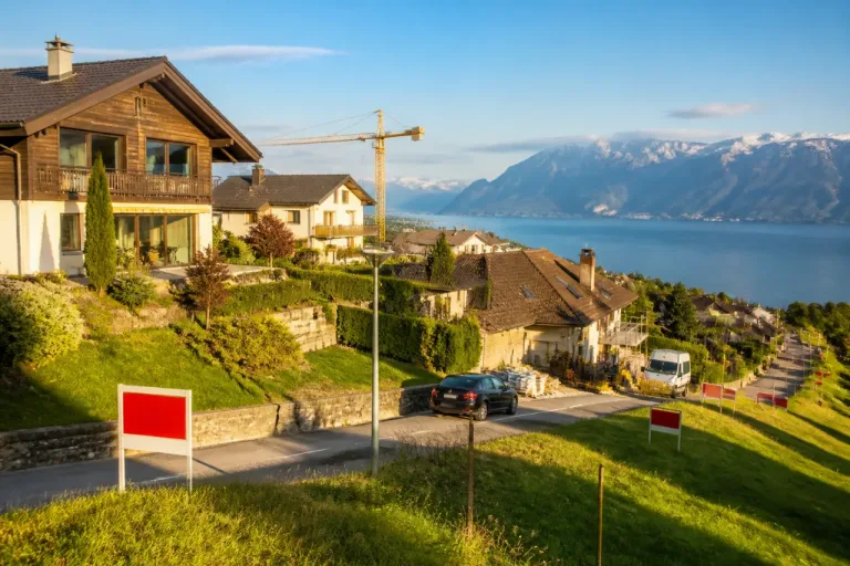 Suisse romande : les maisons s'envolent deux fois plus vite que la moyenne nationale